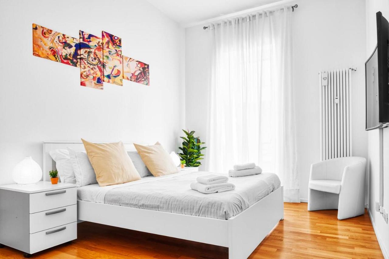 3 Bedrooms Apartment ミラノ エクステリア 写真